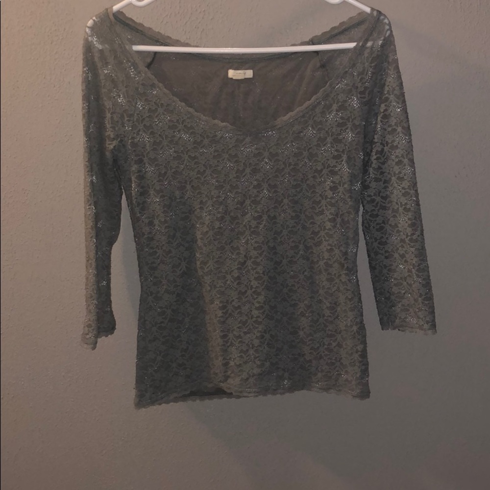 long sleeve gray floral shirt